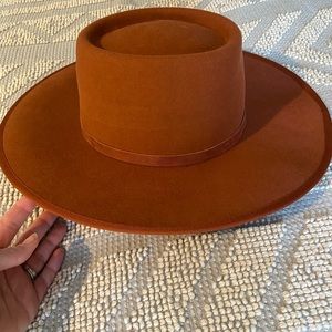 Gorgeous anthropologie wide, brim felt wool hat.